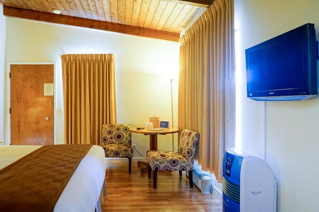 Pacific Crest Hotel Santa Bárbara Habitación foto
