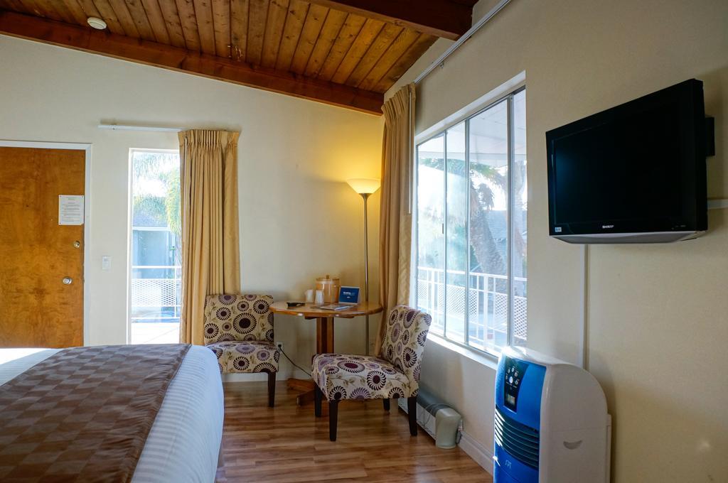 Pacific Crest Hotel Santa Bárbara Habitación foto
